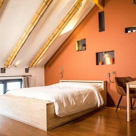Bed & Breakfast Nest