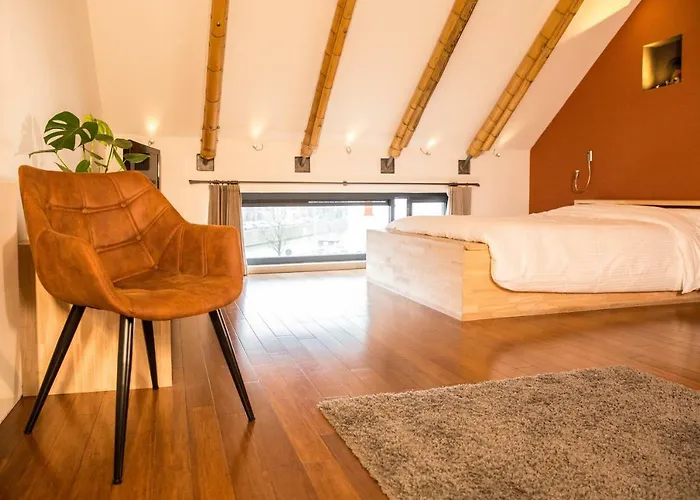 Nest Bed & Breakfast 4*