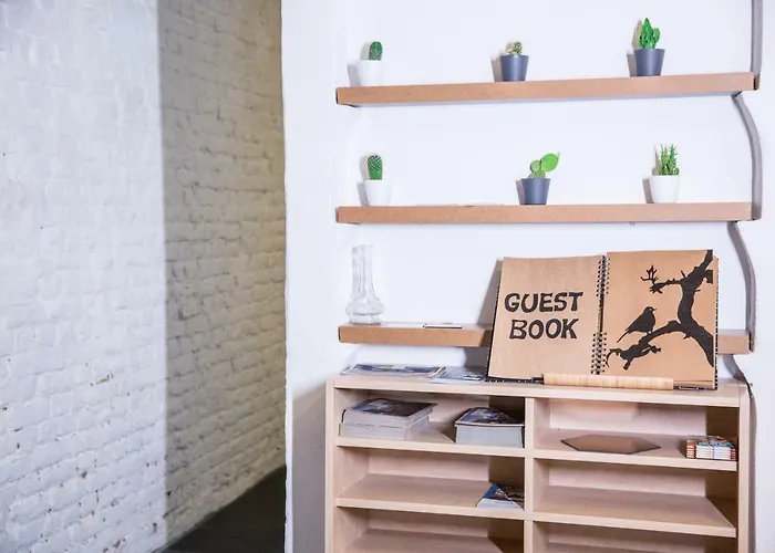 Bed & Breakfast Nest